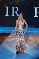 Paris Hilton walk the ramp for Shane & Falguni Show at IRFW 2012 in Goa on 1st Dec 2012 (23).JPG